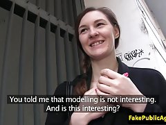 Brunette teen with super sexy fuck